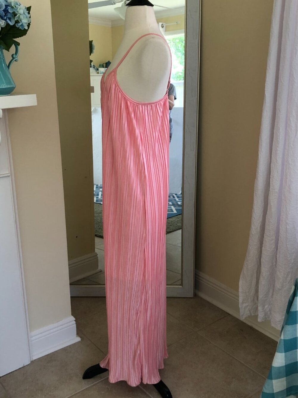 Pink Satin Accordion Pleated Maxi Dress Spaghetti Straps Medium - Picture 3 of 9